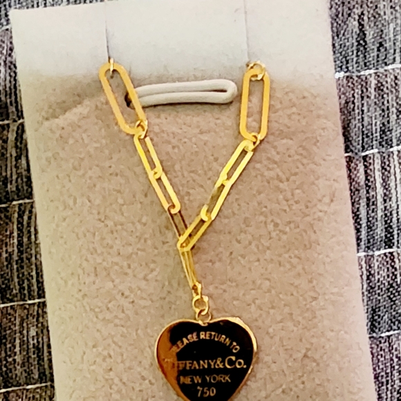 18k Necklace NWT Stamps 750 Solid Gold . - Picture 1 of 13